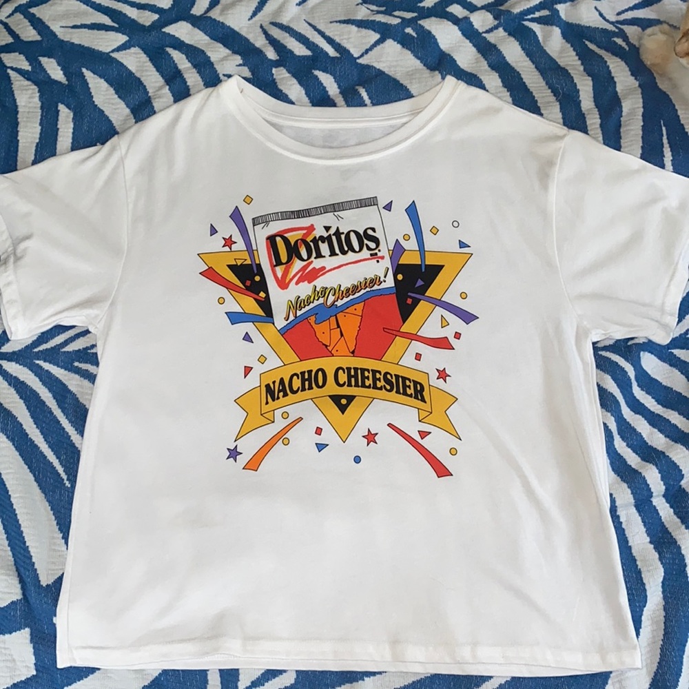 GRAPHIC TEE
